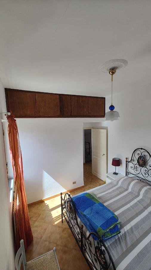 Countryhouse Traversa Du Furnu Imperia Buitenkant foto